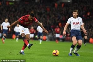 MU defeated Wembley: 60 minutes of Ole-ball and 30 minutes of De Gea 4