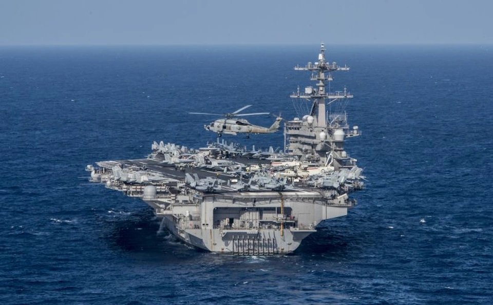 The US aircraft carrier is in a position to reach North Korea 0